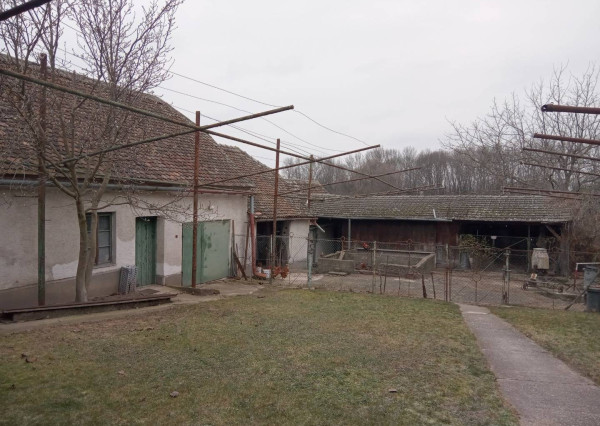 AVENUE | RD - vidiecka usadlosť, pôvodný stav, Moravský svätý Ján.