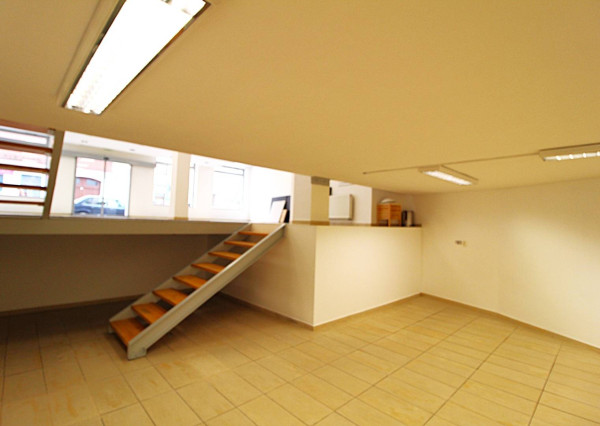 AVENUE I obchodný priestor na frekventovanej ulici, BA I.