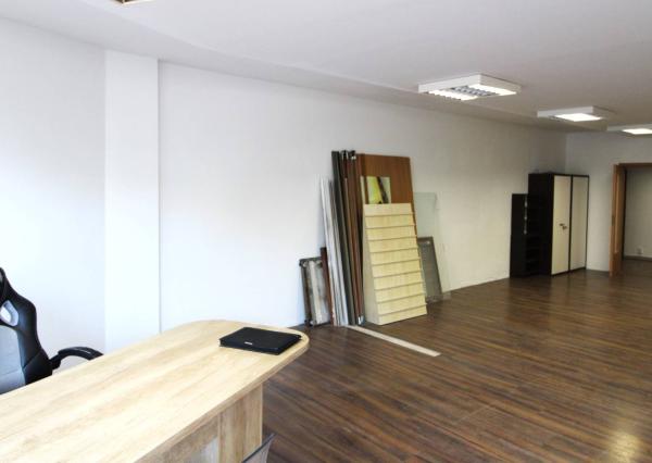 AVENUE | obchodný priestor, Karlova Ves.