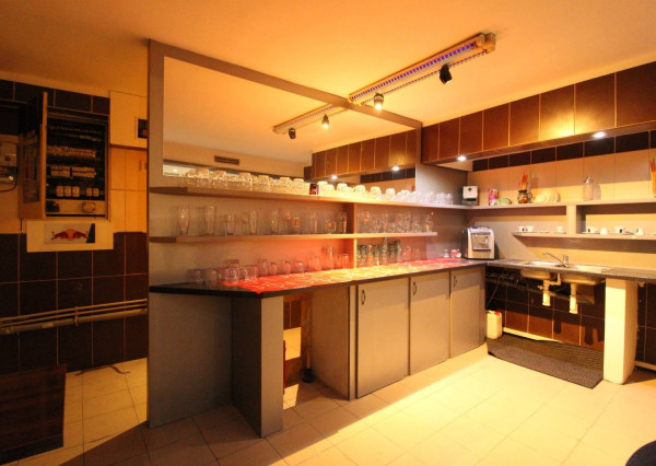 AVENUE I nebytový priestor v suteréne domu, Hálkova, BA III