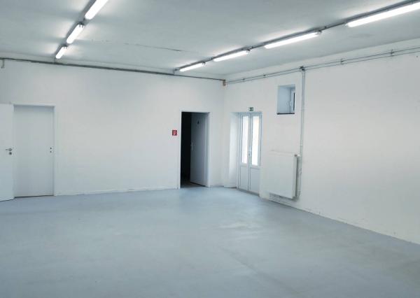 AVENUE I uzavretý obchodno – skladový objekt, DNV