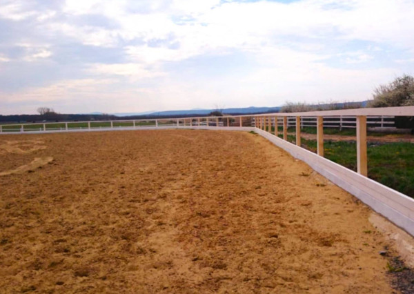 AVENUE | exkluzívna vidiecka rodinná usadlosť zameraná na chov koní, Lučenec.