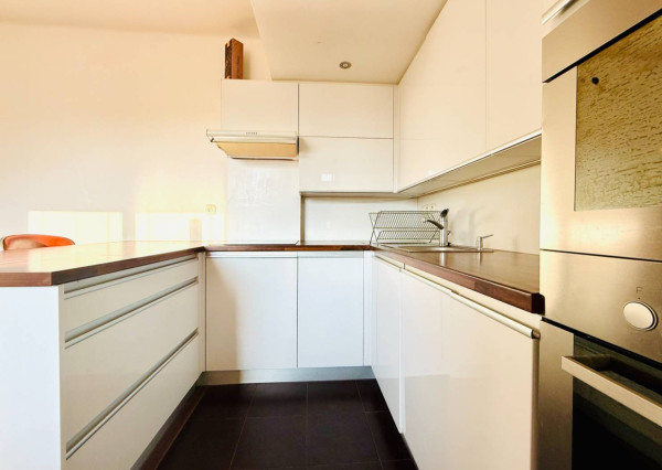 AVENUE I PRENÁJOM, slnečný a priestranný 2i byt v Starom Meste, BA I