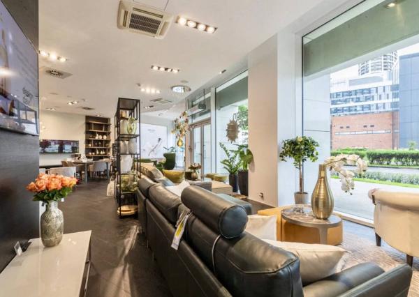 AVENUE | kvalitne vybavený obchodný priestor 275 m2, Landererova, BA I