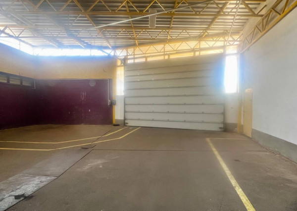 AVENUE | komfortná skladová hala s parkovaním v areáli, Pod. Biskupice