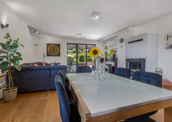 AVENUE | Veľkorysý 8-izbový rodinný dom s bazénom na Zvončekovej ul.