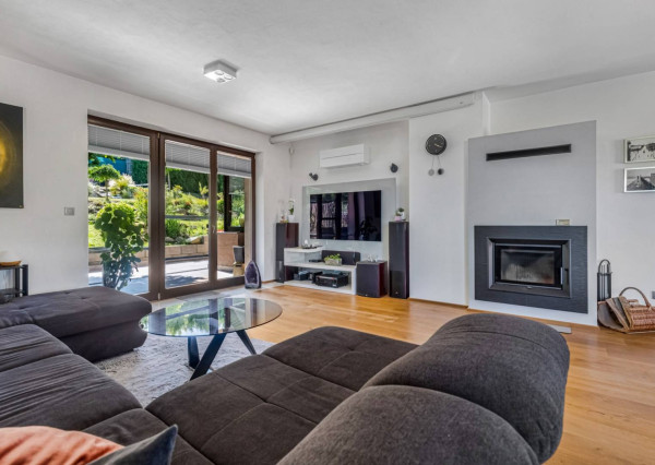 AVENUE | Veľkorysý 8-izbový rodinný dom s bazénom na Zvončekovej ul.