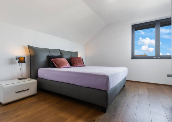 AVENUE | Veľkorysý 8-izbový rodinný dom s bazénom na Zvončekovej ul.