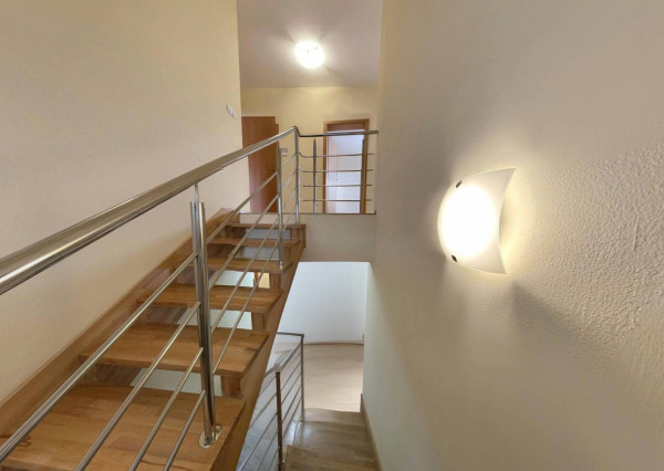 AVENUE | komfortný 5-izb RD, bazén, krásna lokalita, Svätý Jur, pri BA