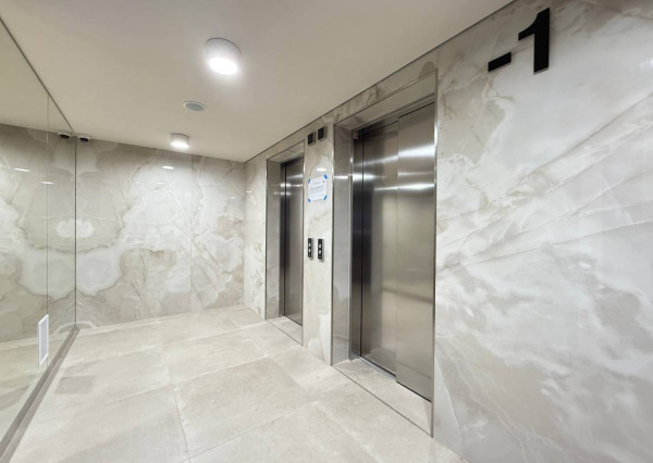 AVENUE | unikátny 3i byt s veľkou terasou v novostavbe ikonického 