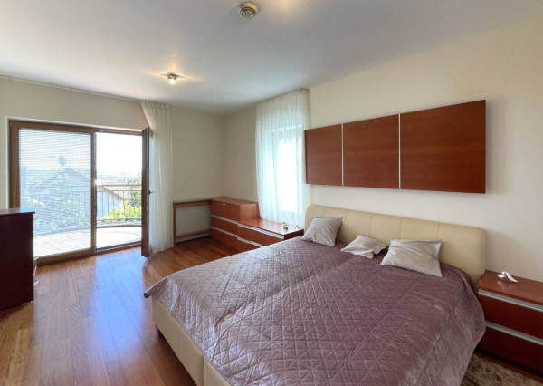 AVENUE | 7-izb. vila, v krásnom prostredí, bazén, sauna, dvoj-garáž