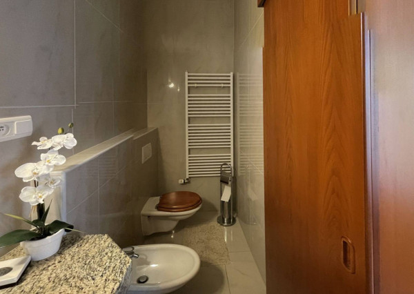 AVENUE | 7-izb. vila, v krásnom prostredí, bazén, sauna, dvoj-garáž