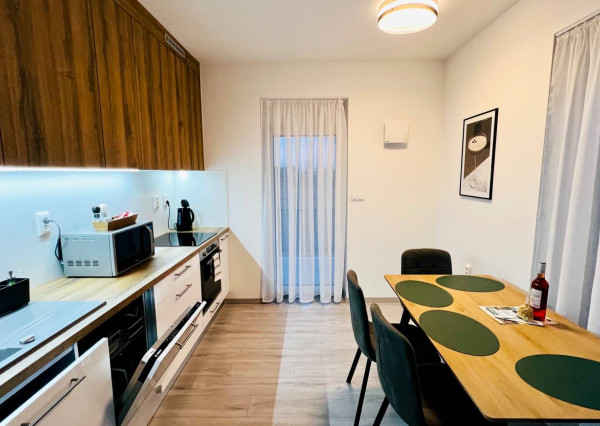 AVENUE | krásny zariadený apartmán, termálne kúpalisko, Dun. Streda