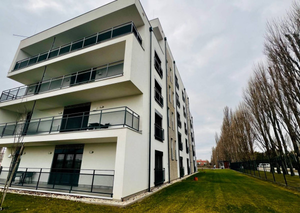 AVENUE | krásny zariadený apartmán, termálne kúpalisko, Dun. Streda