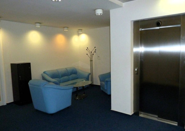 AVENUE | pekná zariadená kancelária, recepcia, BA - Staré Mesto