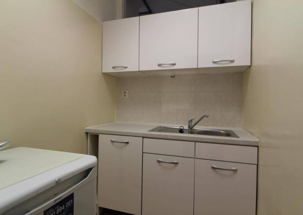 AVENUE | pekná zariadená kancelária, recepcia, BA - Staré Mesto