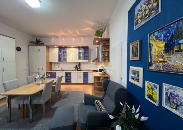 AVENUE | Staromestský štýlový 5i byt v Starom Meste - Kozia ul.