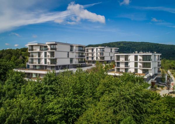 VILLA RUSTICA - TERASY 2*