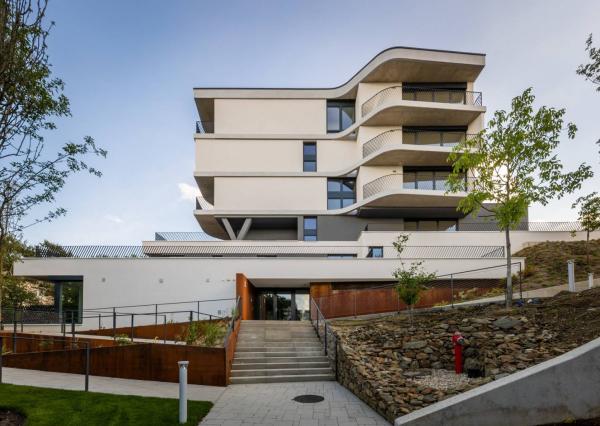 VILLA RUSTICA - TERASY 2*