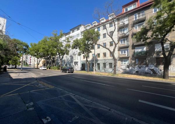 AVENUE | Kancelárske priestory (90m2) na Nivách, Záhradnícka ul. BA II