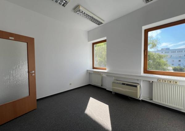 AVENUE | Kancelárske priestory (90m2) na Nivách, Záhradnícka ul. BA II