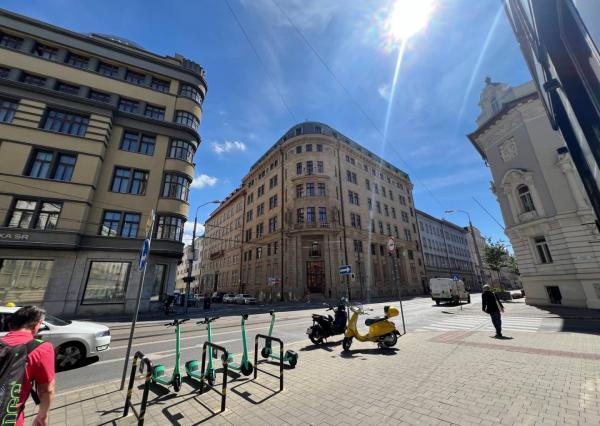 AVENUE | Administratívne priestory na Grösslingovej ul.STARÉ MESTO