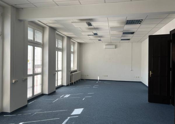 AVENUE | Administratívne priestory na Grösslingovej ul.STARÉ MESTO