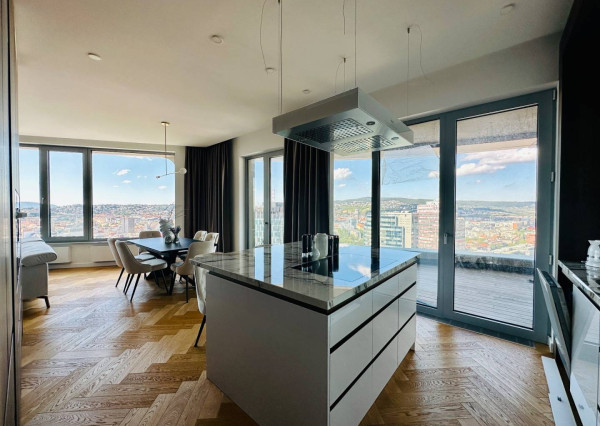 AVENUE I PREDAJ, 4i byt v ikonickom projekte SKY PARK, Staré mesto