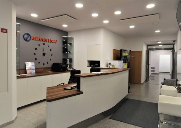 AVENUE | priestory vhodné na kliniku, kancelárie, terasa garáž, BA I