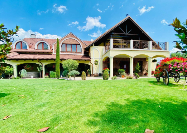 AVENUE I PREDAJ, exkluzívna rodinná usadlosť s jazierkom,Dunajský Klátov