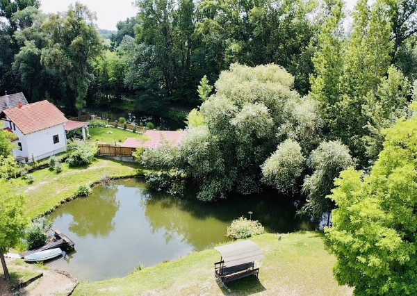 AVENUE I PREDAJ, exkluzívna rodinná usadlosť s jazierkom,Dunajský Klátov