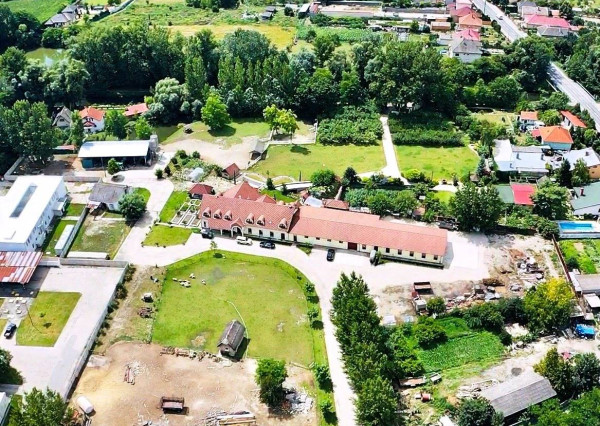 AVENUE I PREDAJ, exkluzívna rodinná usadlosť s jazierkom,Dunajský Klátov