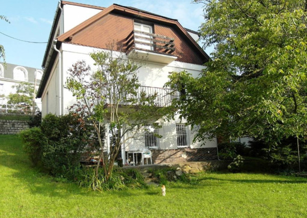 AVENUE I PREDAJ, slnečný rodinný dom, Mudroňova, BA I