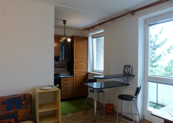 AVENUE I 1i kompletne zariadený byt, balkón, Kramáre, BA III