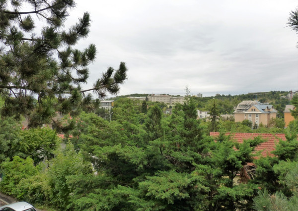 AVENUE I 1i kompletne zariadený byt, balkón, Kramáre, BA III