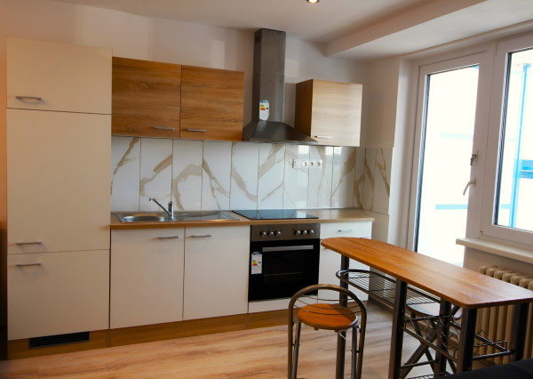 LEXXUS I 1i byt s loggiou 10m2, krásny výhľad, Janka Alexyho, BA IV