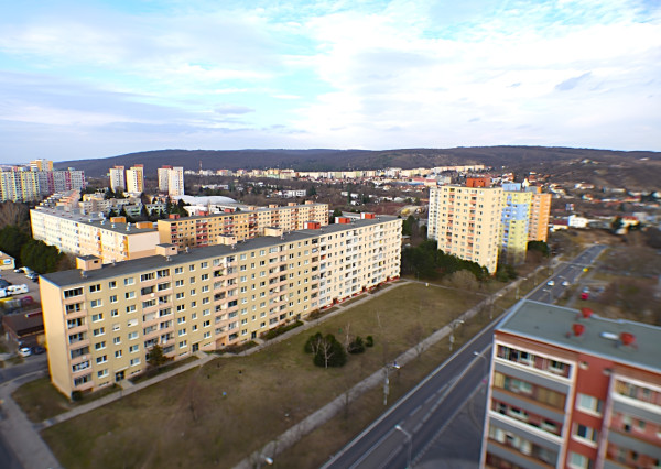 LEXXUS I 1i byt s loggiou 10m2, krásny výhľad, Janka Alexyho, BA IV