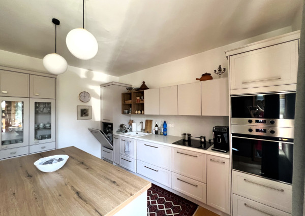 AVENUE RE | 6-izb. dom, veľká záhrada, bazén, 2-garáž, BA IV