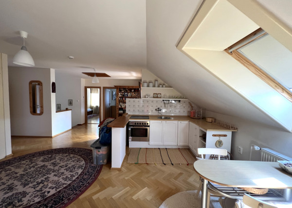 AVENUE RE | 6-izb. dom, veľká záhrada, bazén, 2-garáž, BA IV