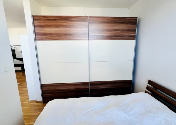 AVENUE | priestranný 1,5 izb. byt, veľký balkón, parkovanie, City Park Ružinov