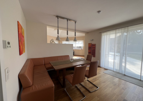 Exkluzívna vila „VILLA TOSCANA“ s bazénom, wellness, vínnou pivnicou a domácim kinom