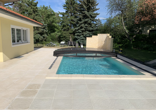 Exkluzívna vila „VILLA TOSCANA“ s bazénom, wellness, vínnou pivnicou a domácim kinom