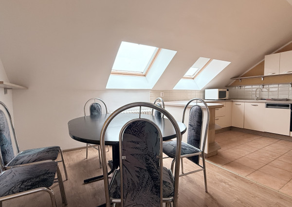 Predaj veľkometrážneho 3 izbového bytu s garážou, ul.Podunajská, BAII