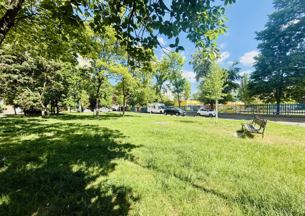 AVENUE | útulný a krásne slnečný 1i byt vo vyhľadávanom pôvodnom stave, s výhľadom do parčíku.