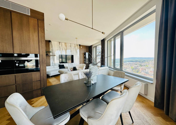 AVENUE I NAJOM, 4i byt v ikonickom projekte SKY PARK, Staré mesto