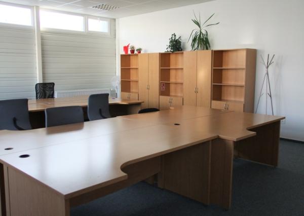 AVENUE | obchod-skladový priestor s chladiacim boxom, BA III