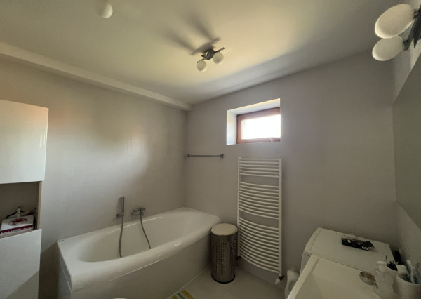 AVENUE RE | 6-izb. dom, veľká záhrada, bazén, 2-garáž, BA IV