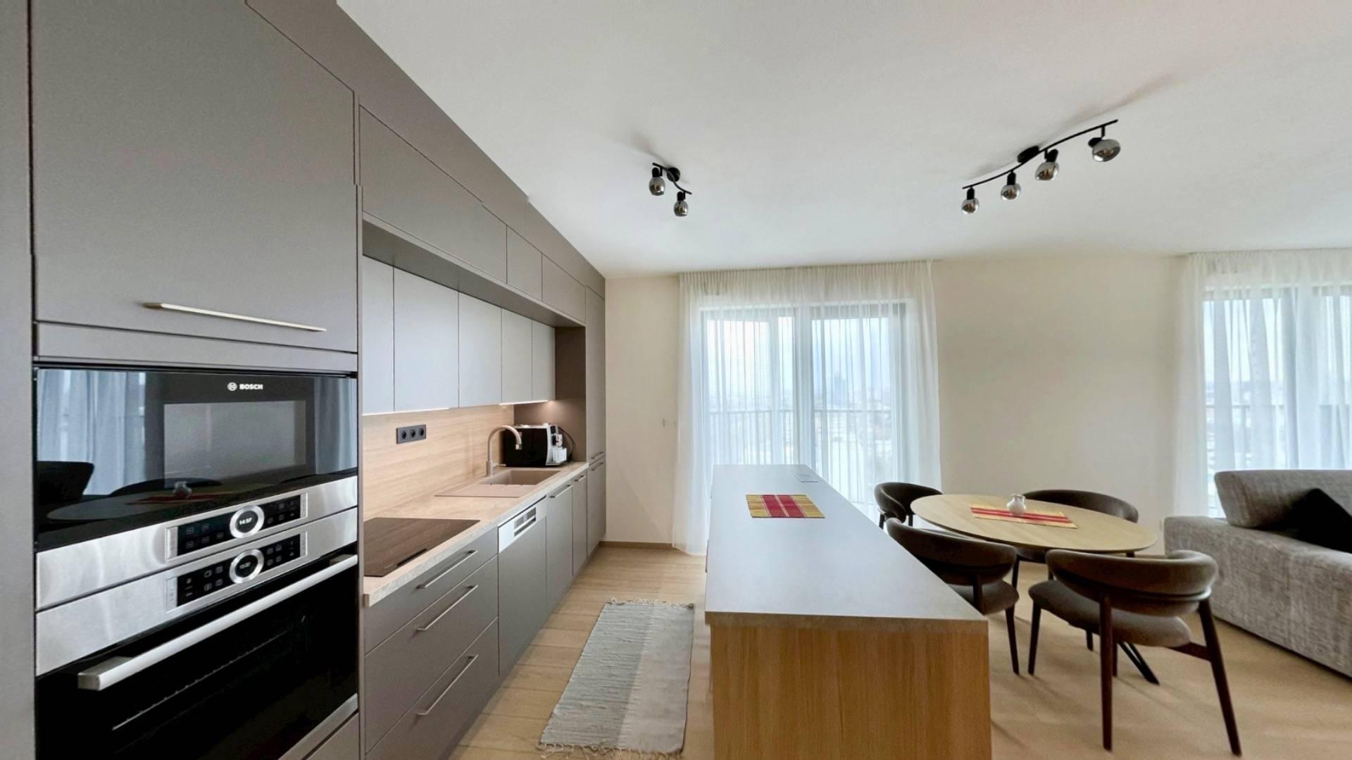 AVENUE I komfortný 4-izb. byt, veľká terasa, 2 garáže, BA- Nové Mesto