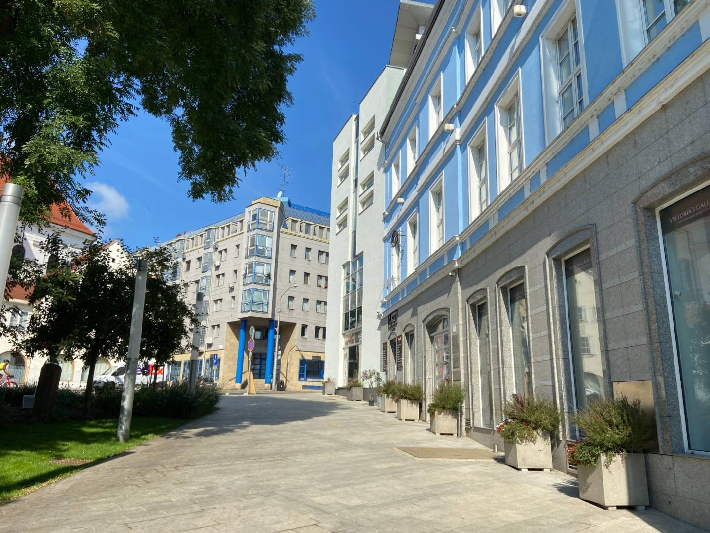 AVENUE | moderné tiché kancelárie na Hrbanovom nám., BA I