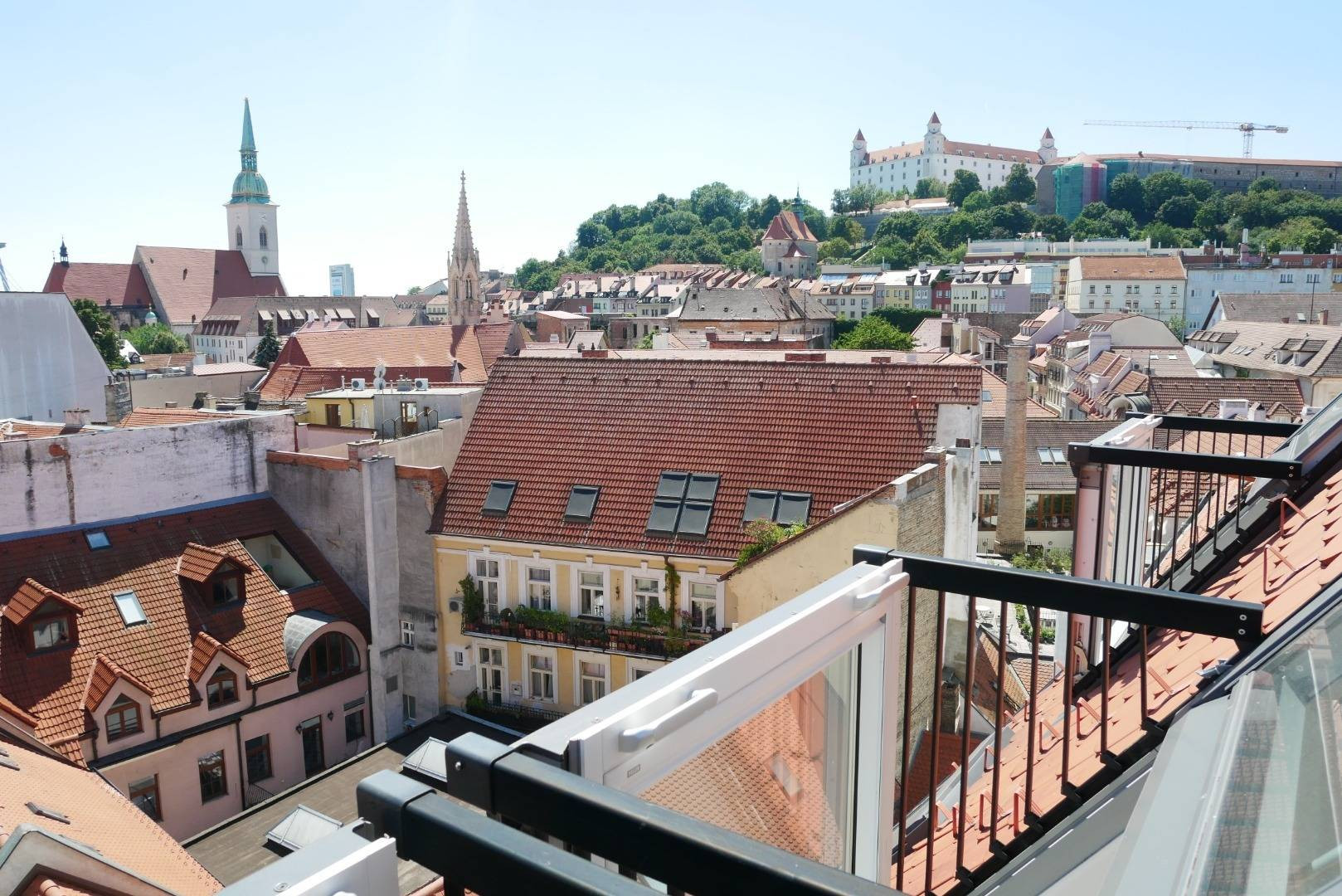 AVENUE | moderné kancelárie, krásny výhľad, balkóny, BA I